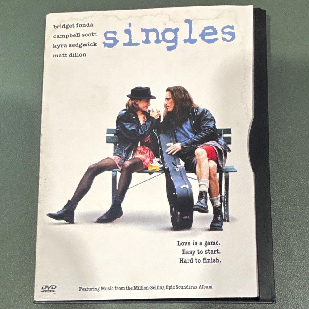 Singles (DVD) Bridget Fonda, Matt Dillon, Kyra Sedgwick Cameron Crowe